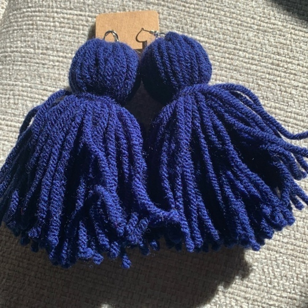 Tassel Yarn Earrings